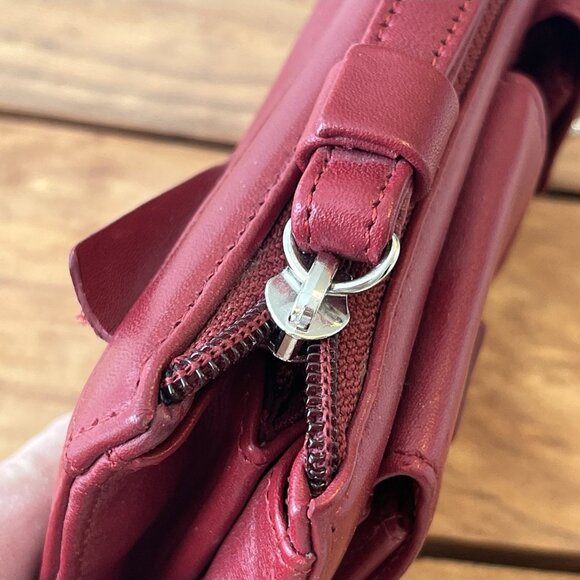 Wilson's Leather Pelle Studio Red Wristlet Wallet Credit Card Holiday Christmas - Picture 9 of 16